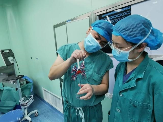 借助3D打印技术 成都医生成功为女子切除肺结节原位癌
